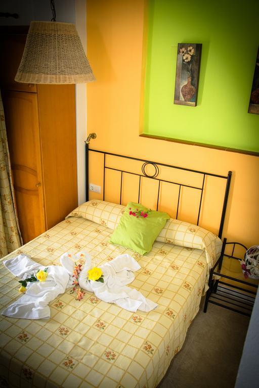 Hostal Malia 콘일데라프론테라 외부 사진