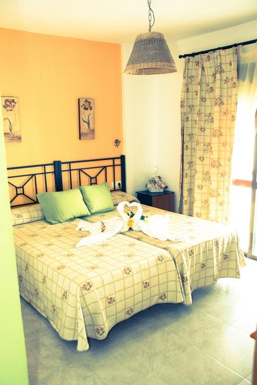 Hostal Malia 콘일데라프론테라 외부 사진