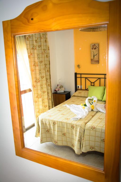 Hostal Malia 콘일데라프론테라 외부 사진